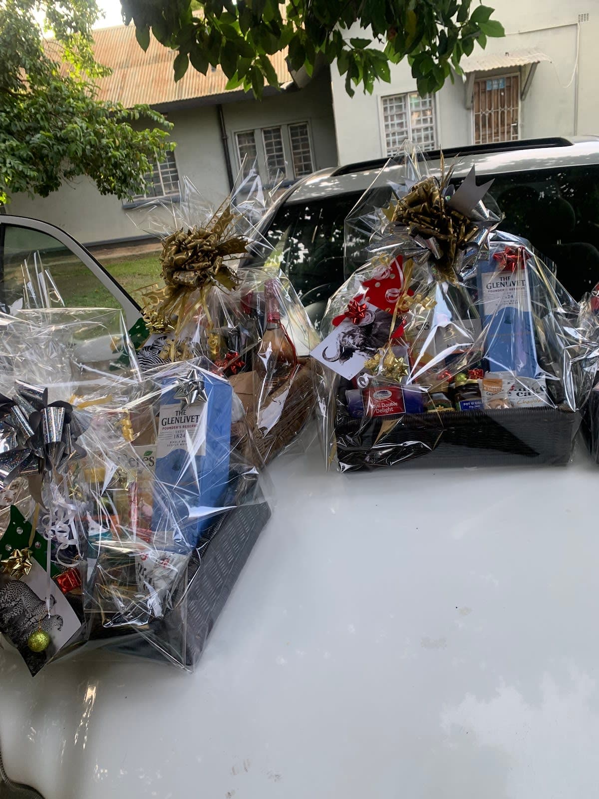 1of1 Gifts Shop