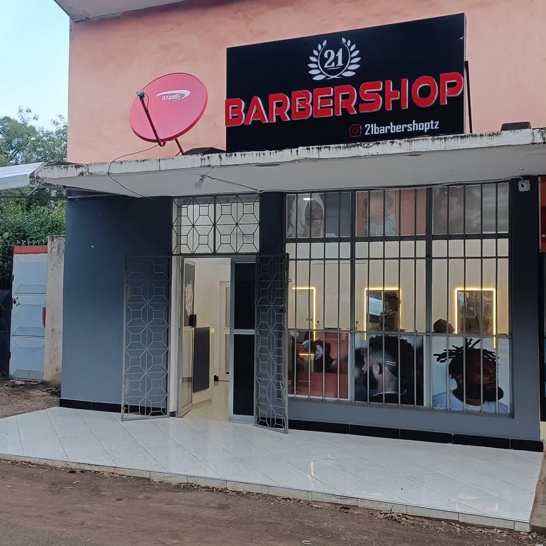 21 BARBERSHOP