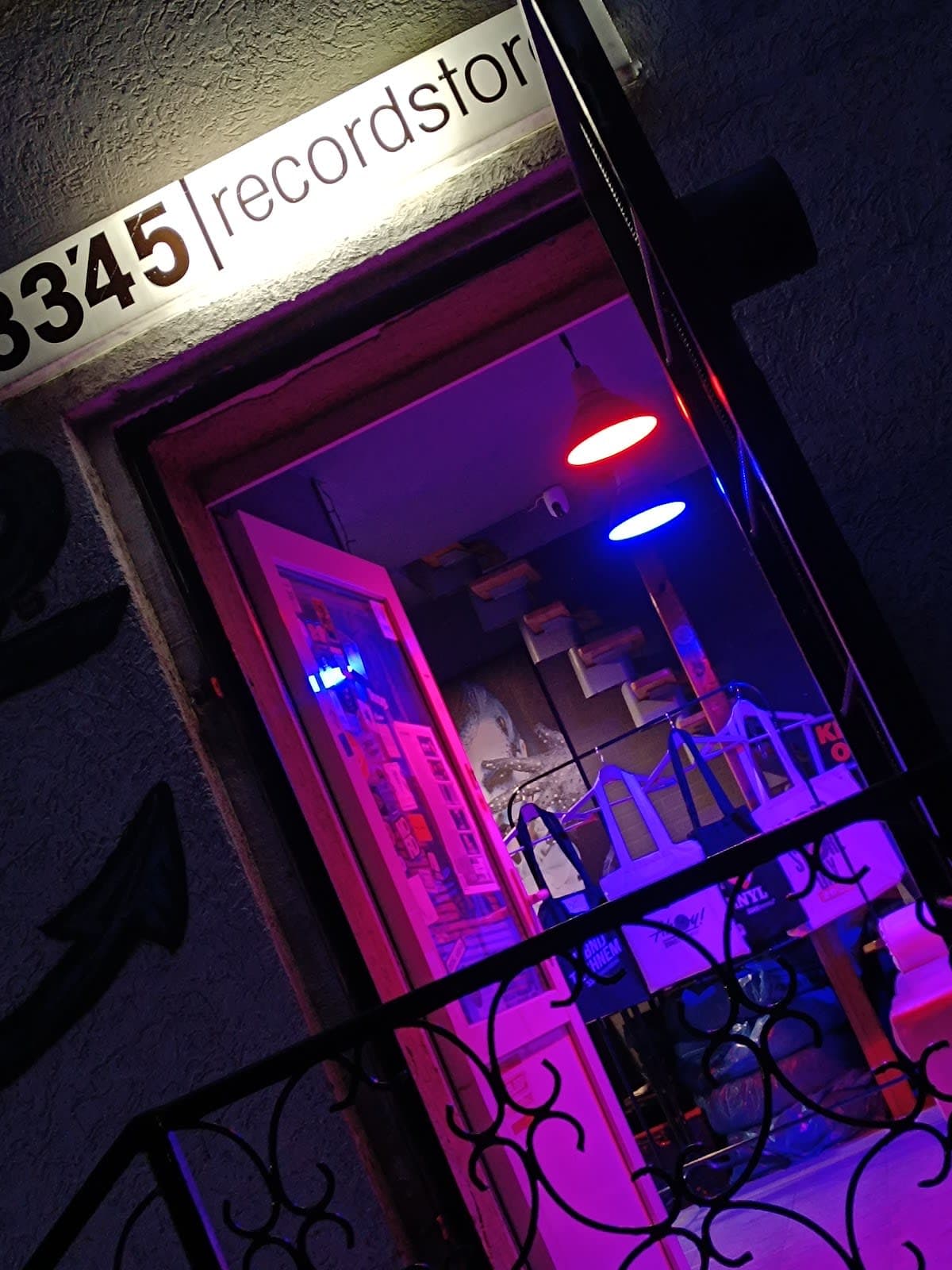 33'45 recordstore