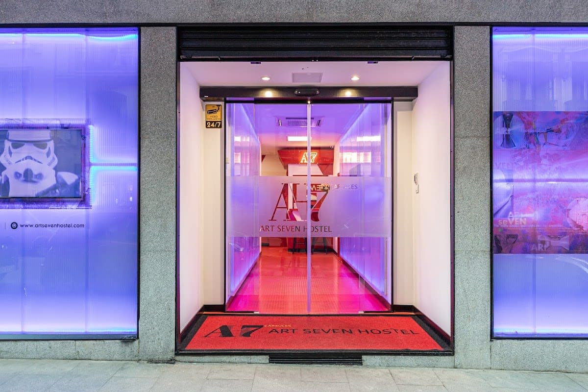 ArtSeven Hostel