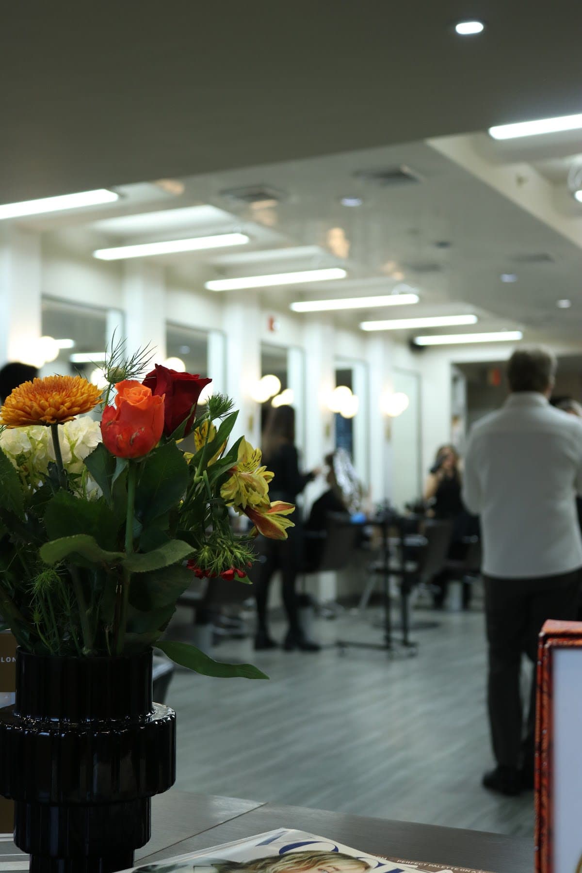 Avanti Salon