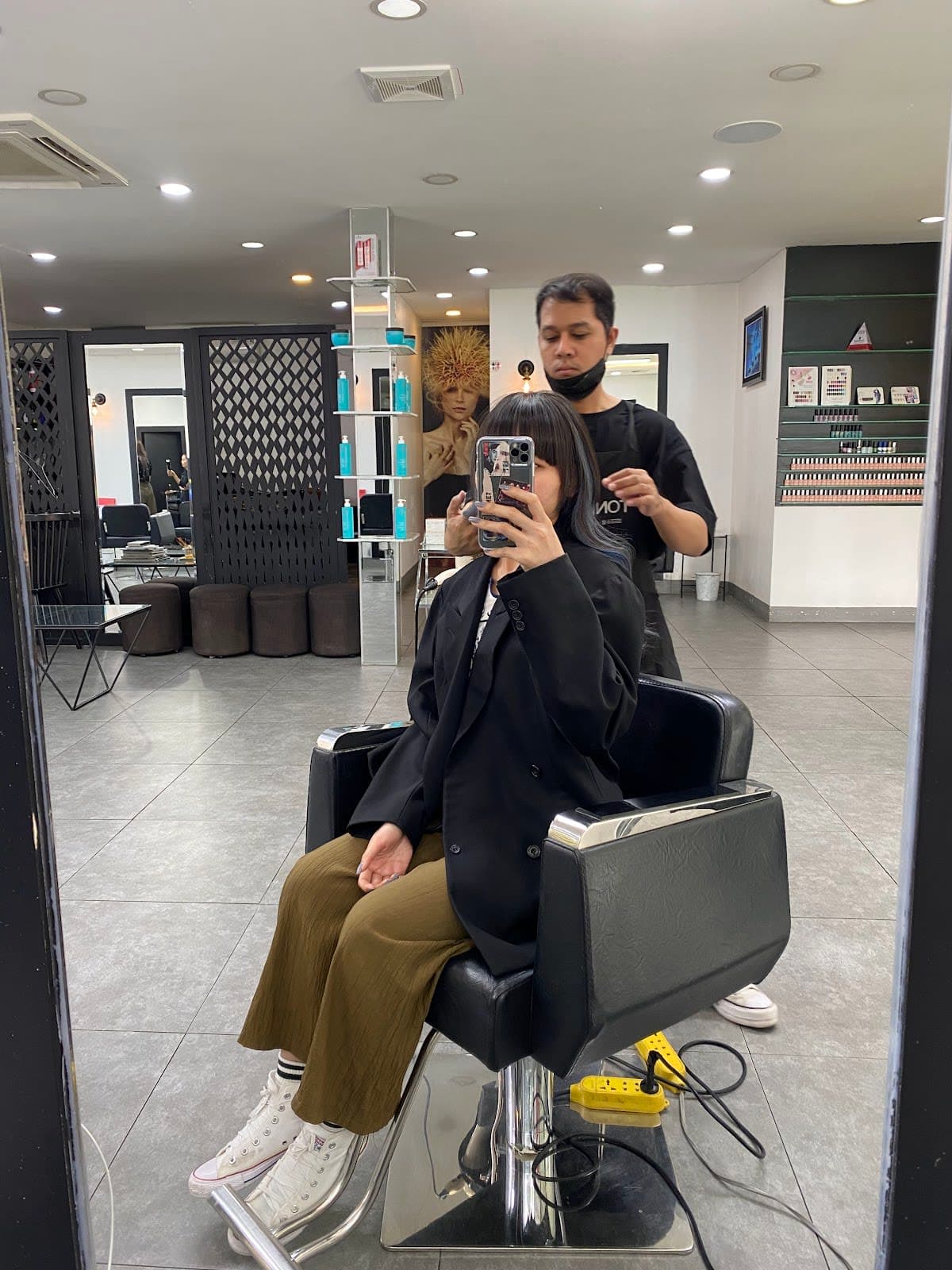 B1 SALON