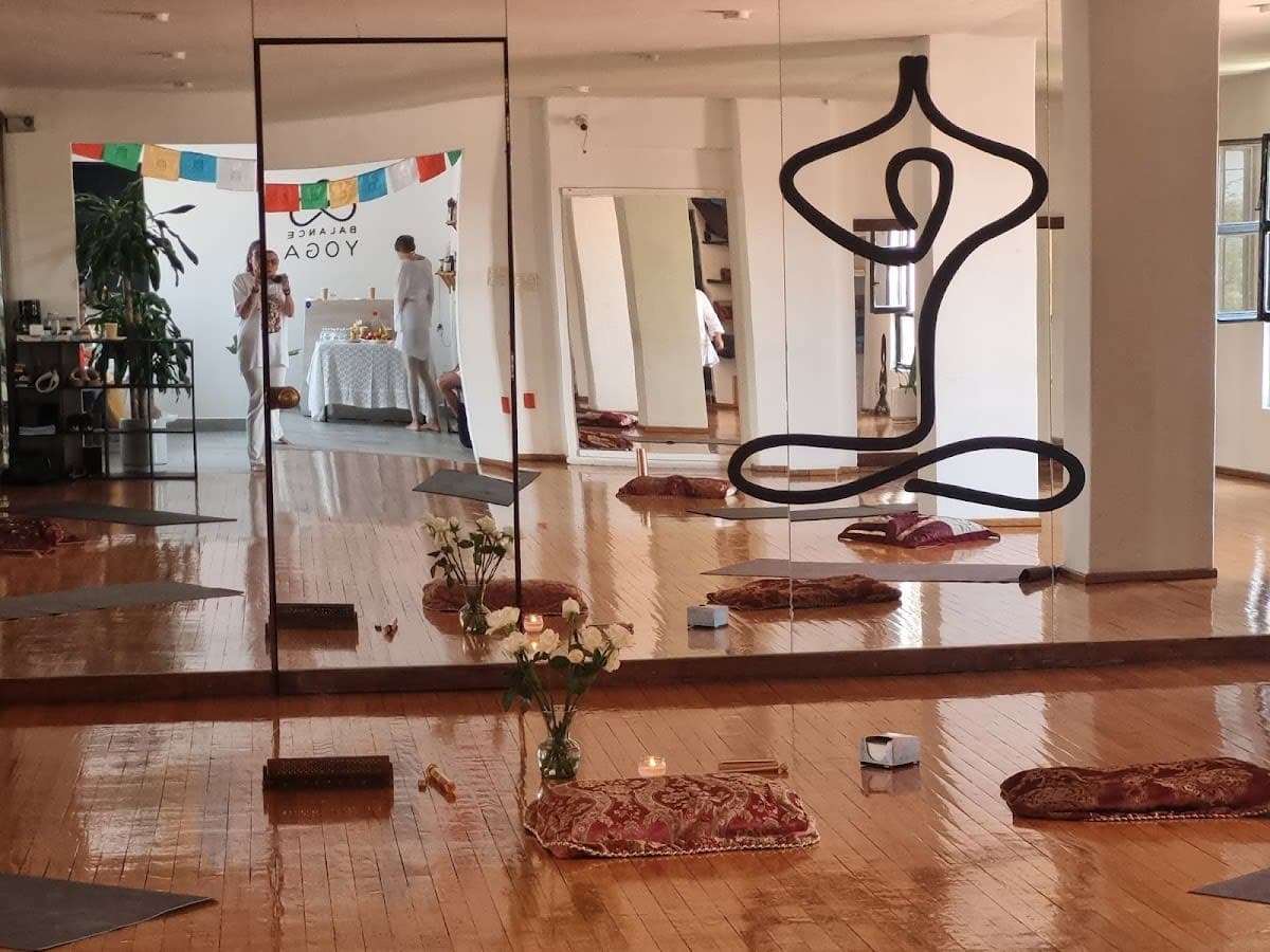 Balance Yoga Estudio