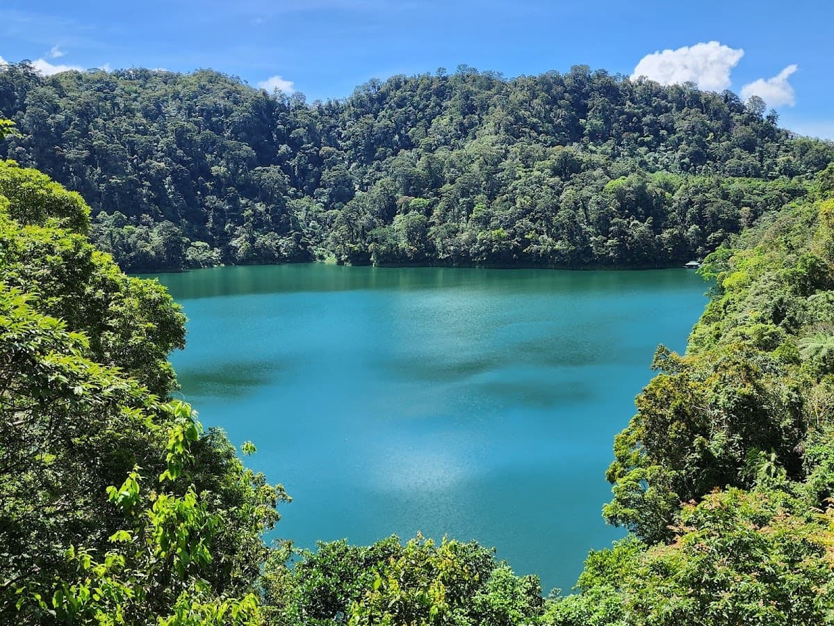 Balinsasayao Twin Lakes Natural Park