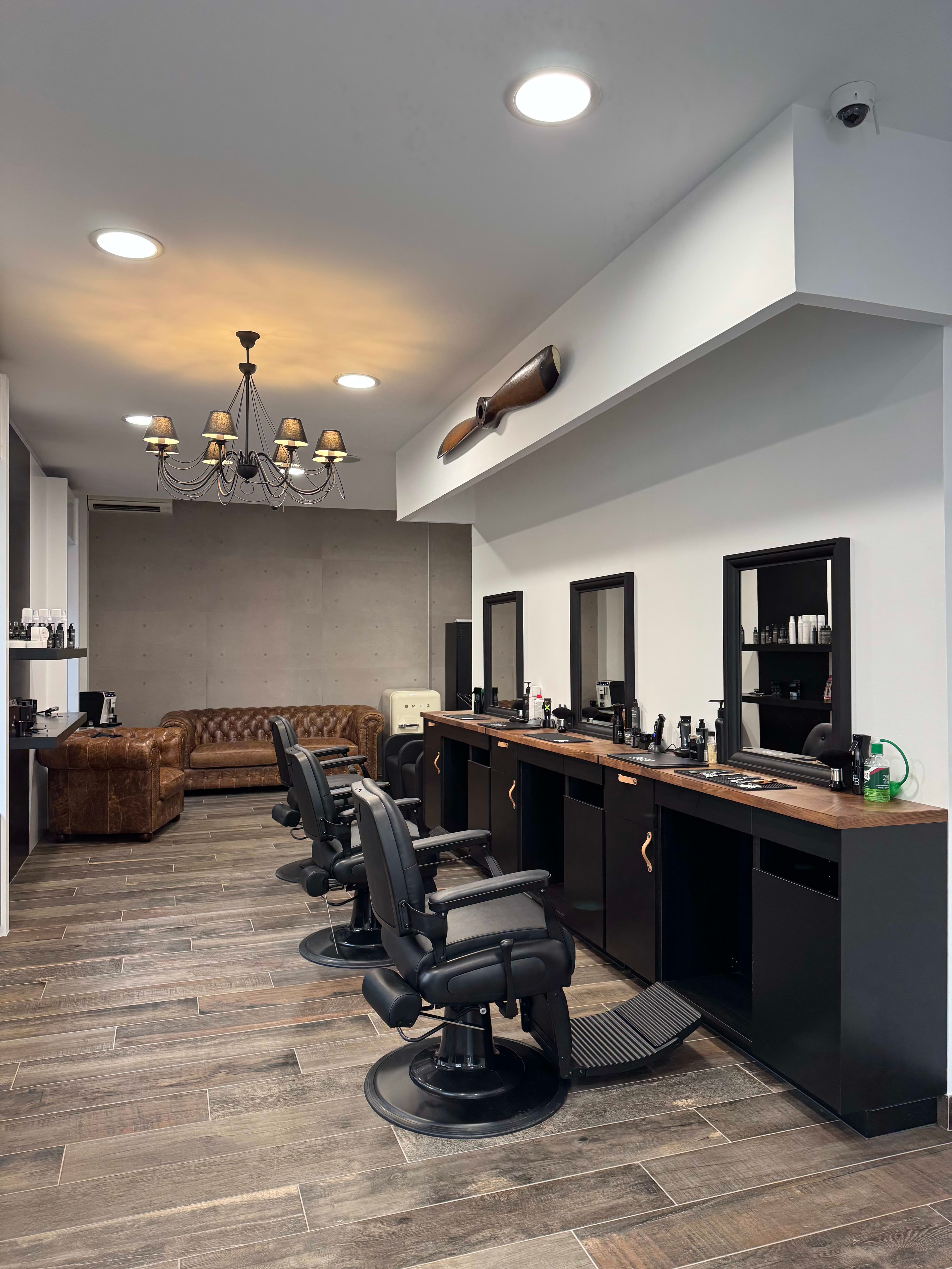 BARBER DIASS