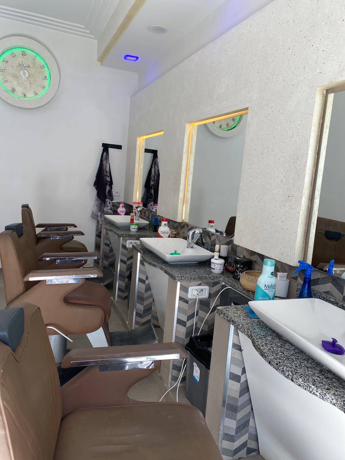 Barber Djoo Djerba