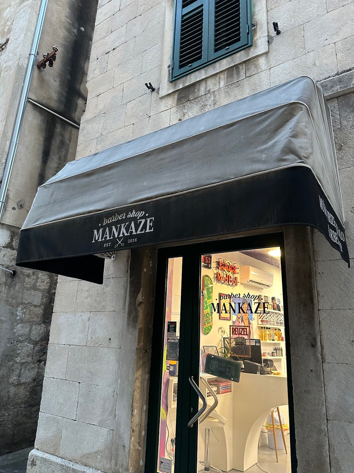 Barbershop Mankaze Split