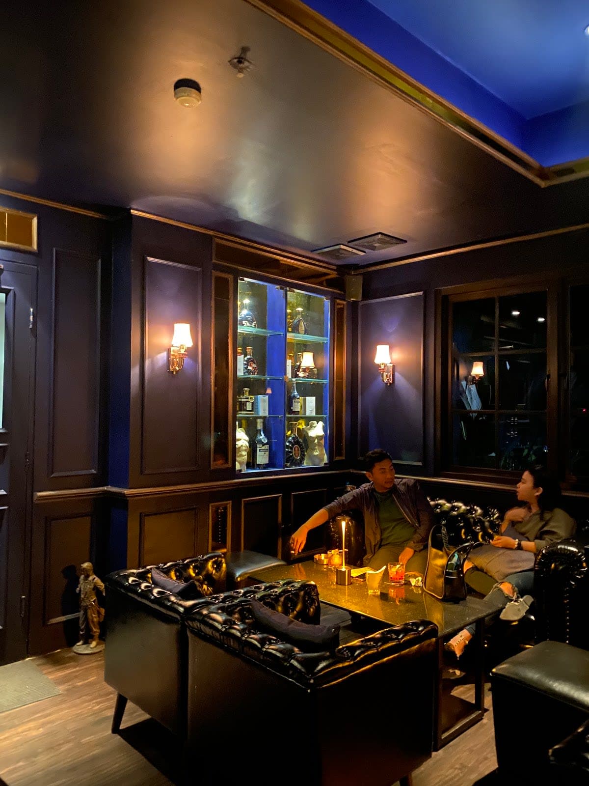 BIRU - Speakeasy Bar