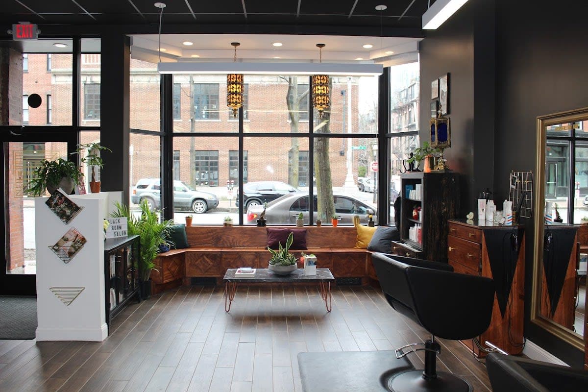 Blackroom Salon