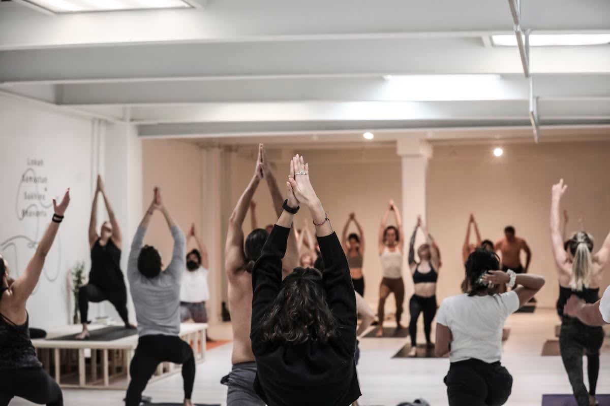 BLANCO YOGA