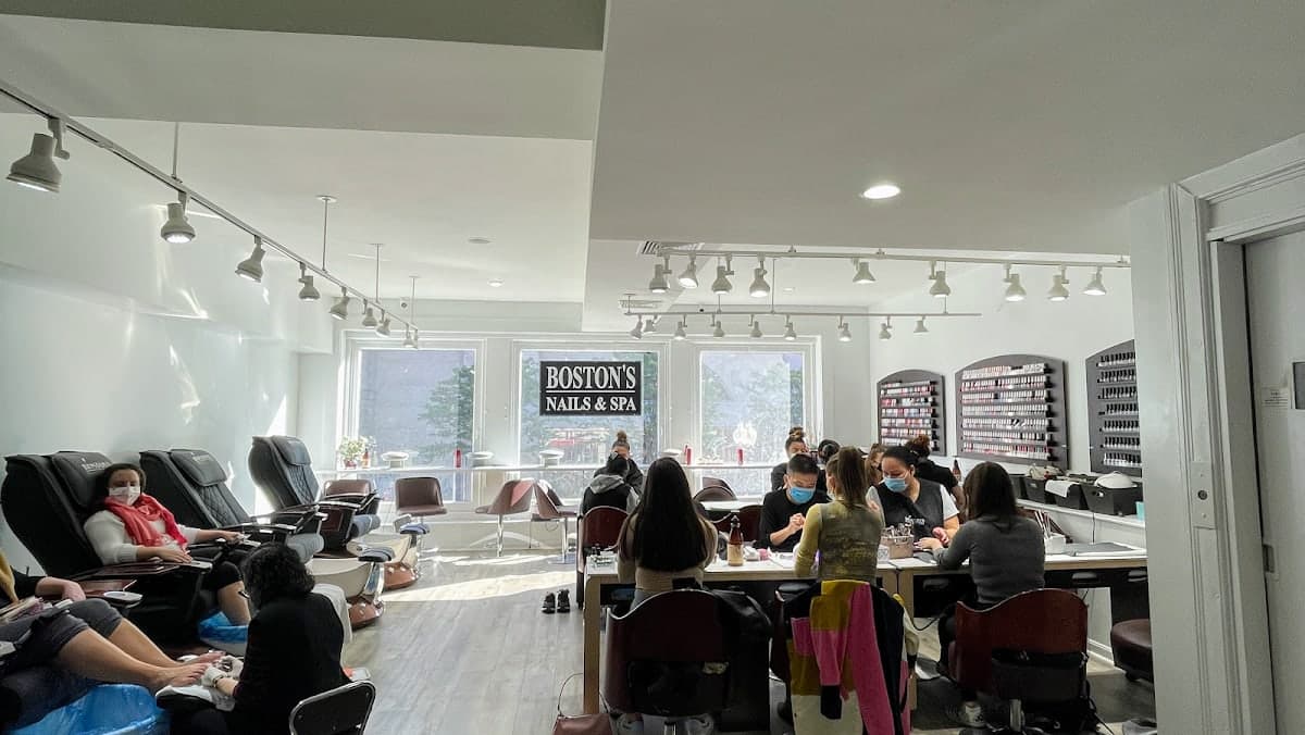 Boston's Nails & Spa