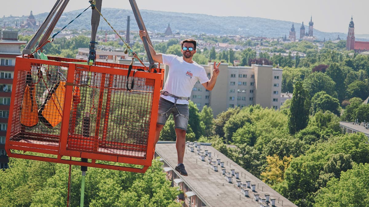 Bungee Jumping