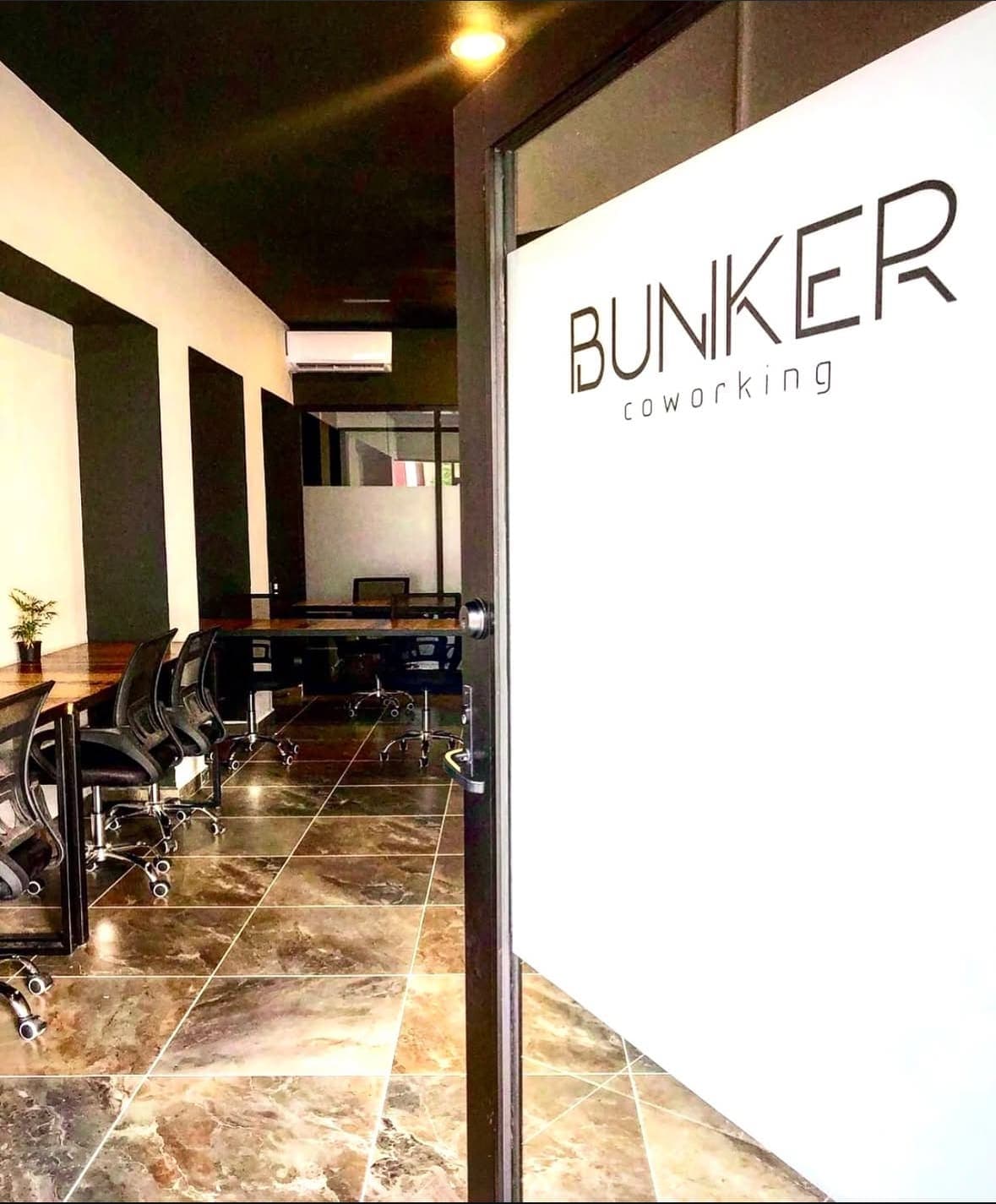 BUNKER Coworking