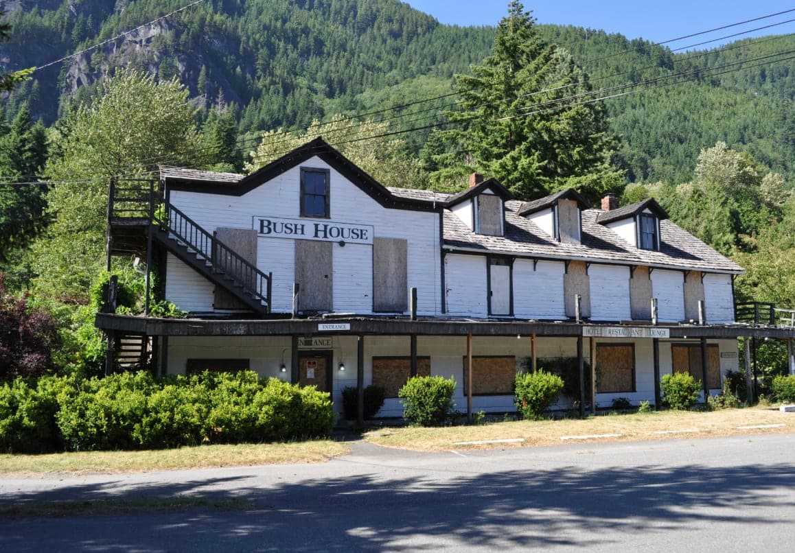 Bush House Inn