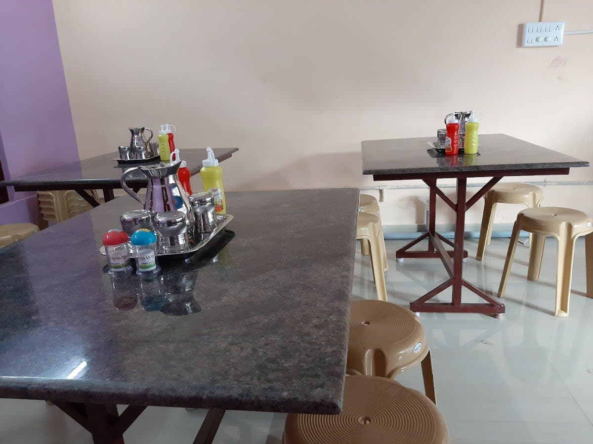Chef Muthu's Kitchen