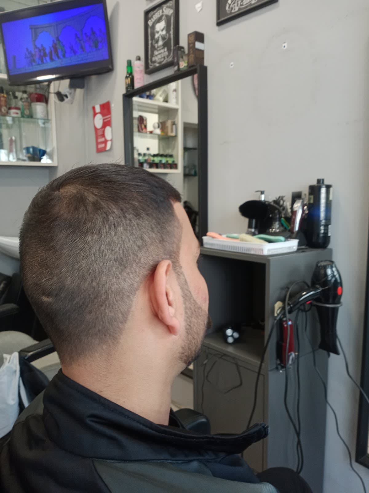 Cinco Euro Barbers
