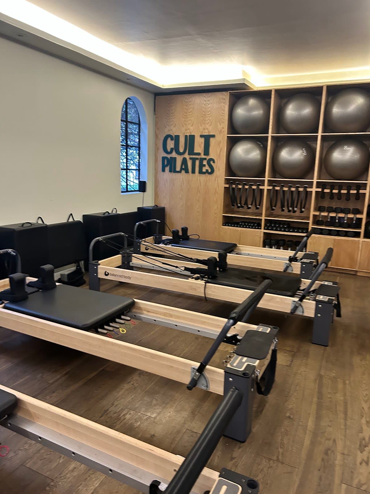 CULT PILATES