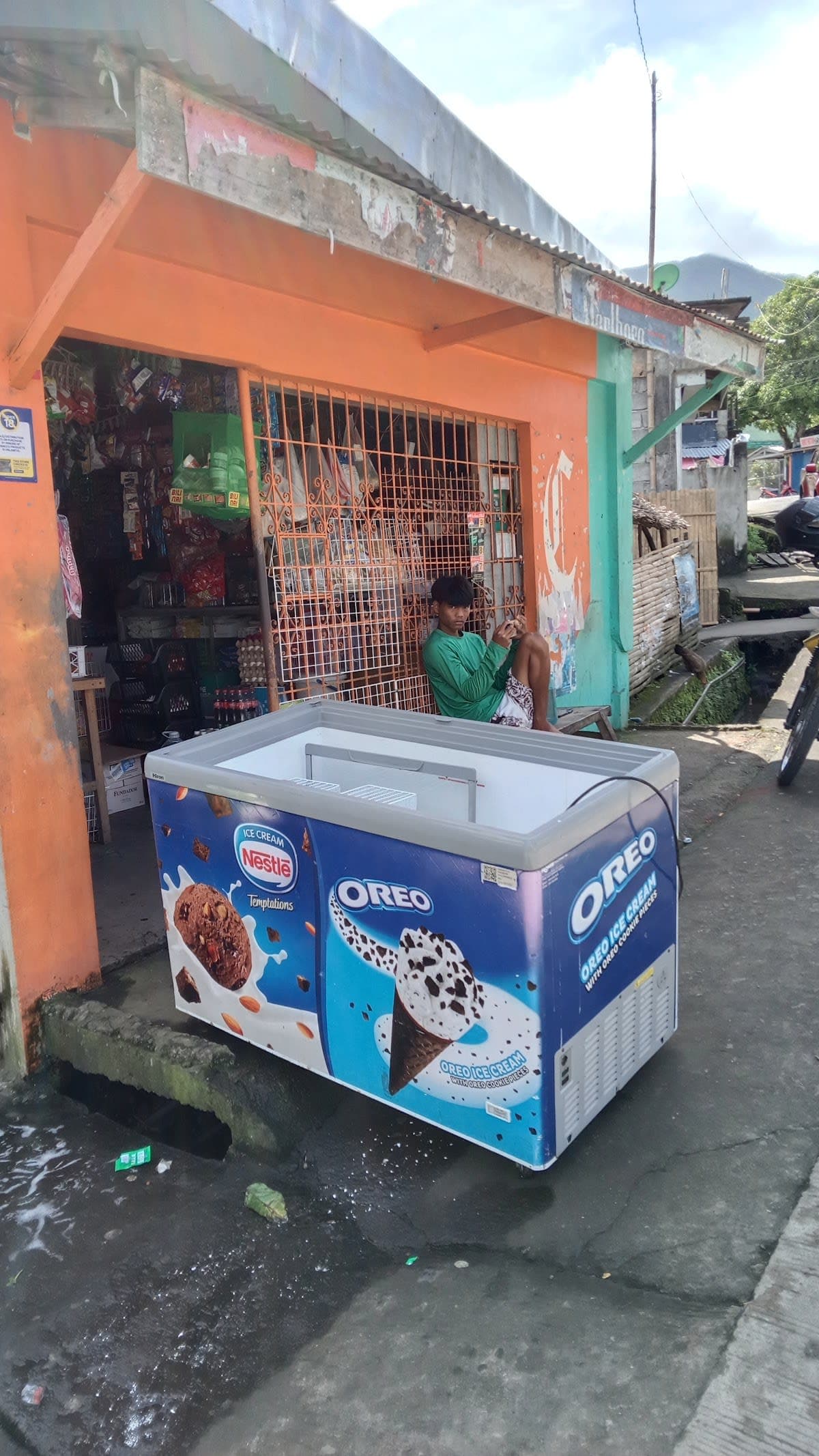 Danny's store