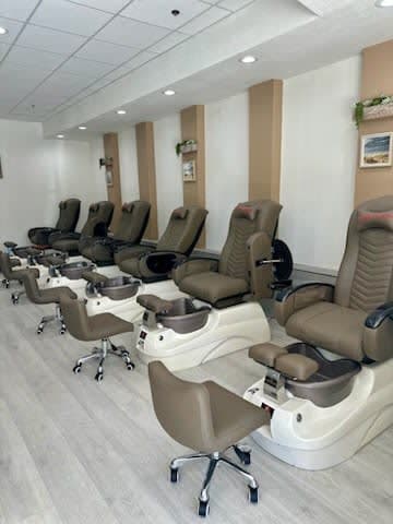 Deja Nail Spa