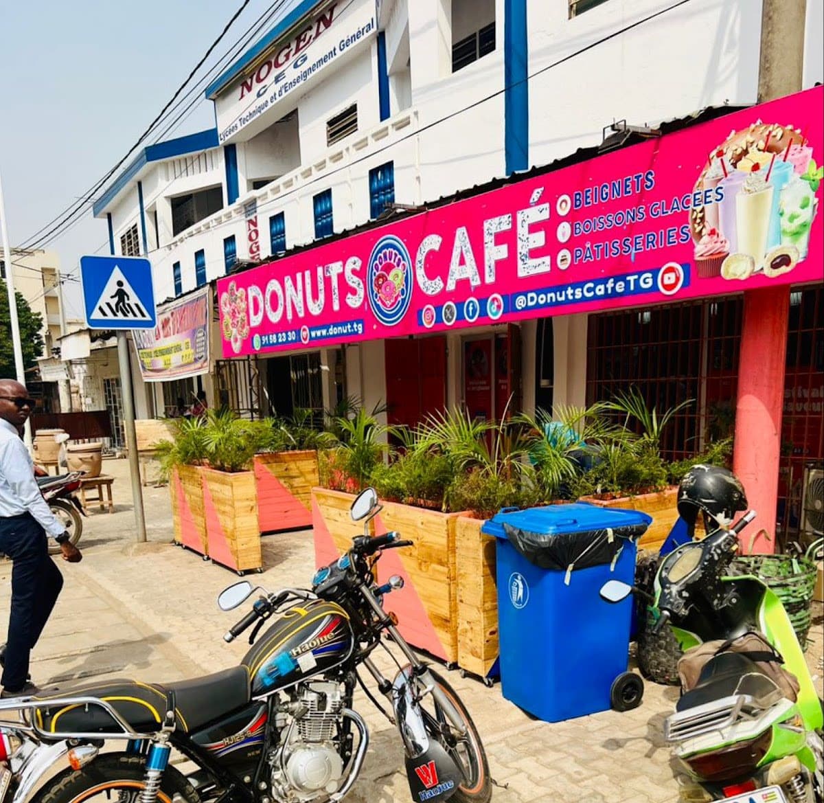 Donuts Café