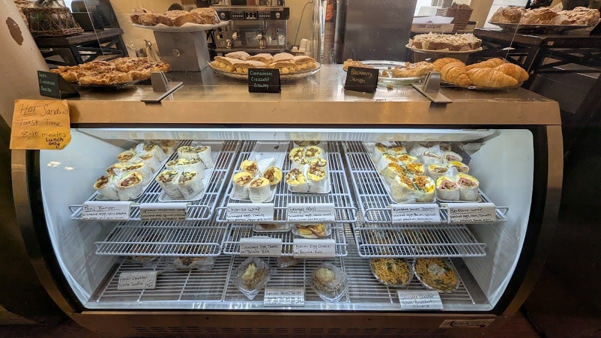 Eileen's Bakery & Cafe