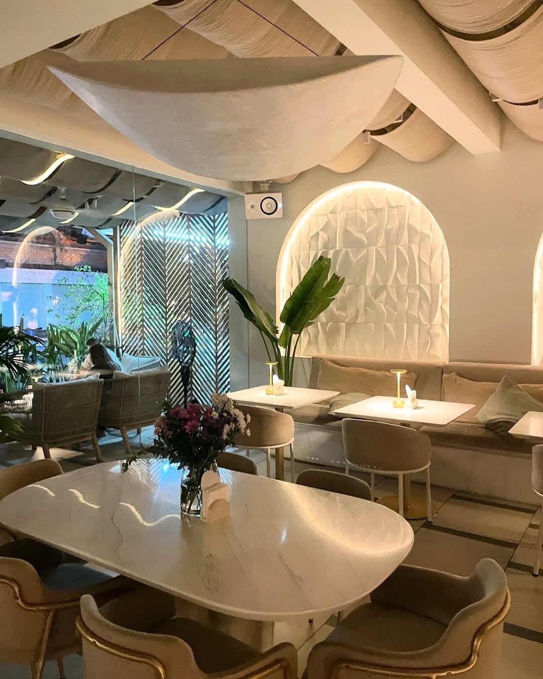 Ele Restaurant, Bar and Terrace