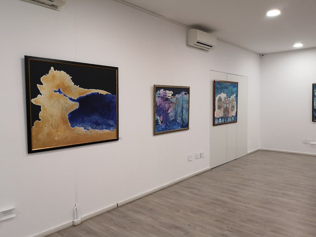 Elite Art Gallery