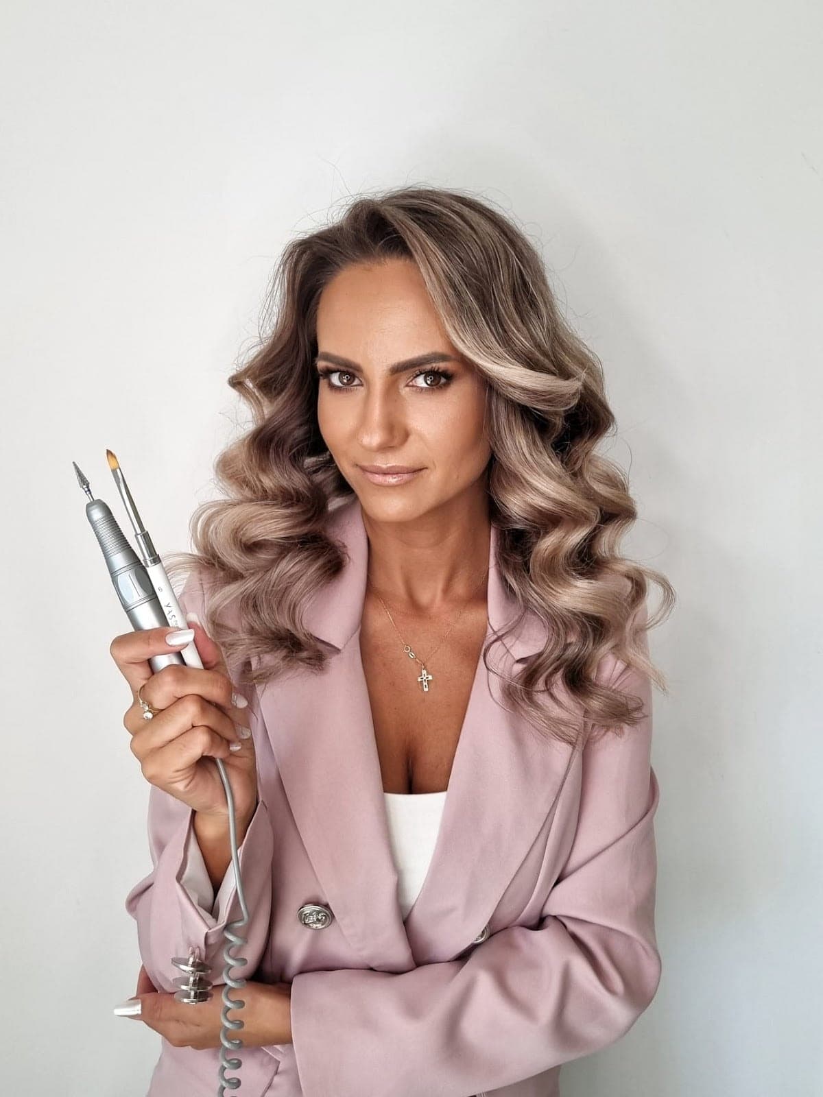 Emma Nail Artist – Unghii Sibiu