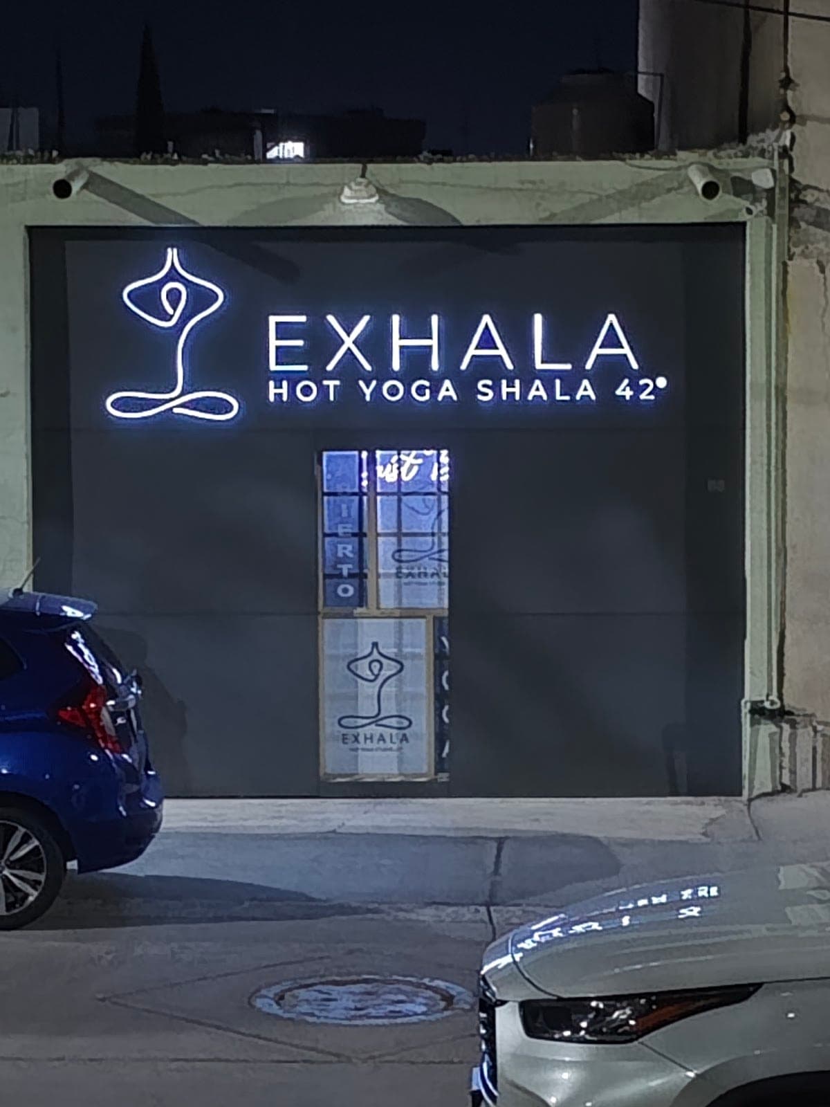 Exhala Hot Yoga Shala 42º
