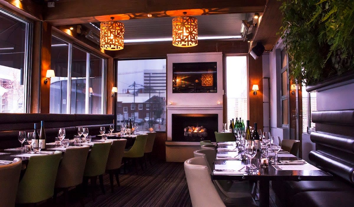 Fiddlesticks Restaurant and Bar