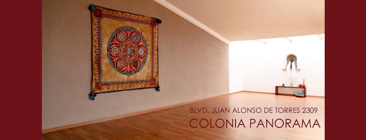 Flow In Yoga León