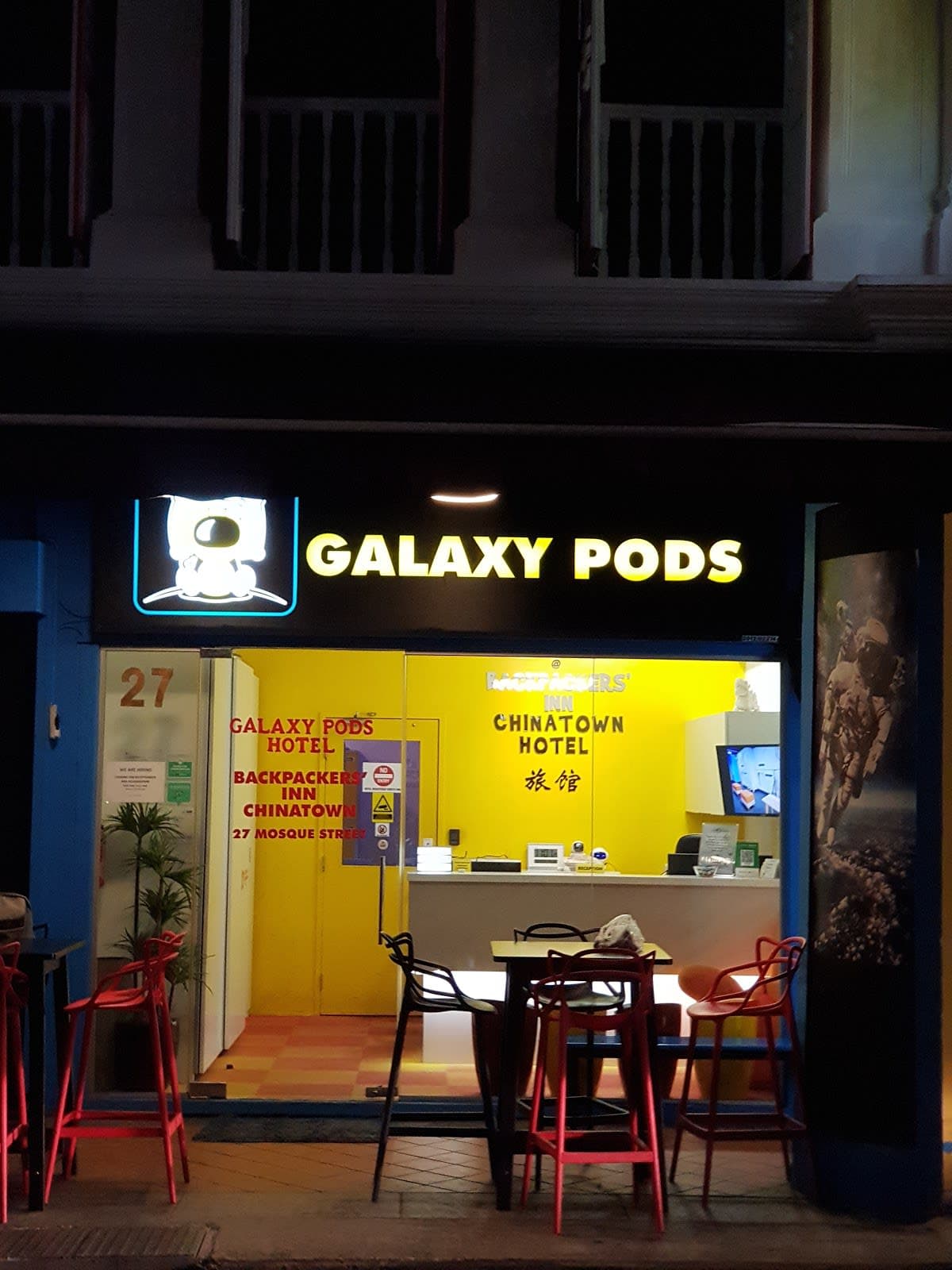 Galaxy Pods Capsule Hotel (Chinatown)