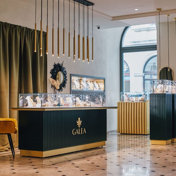Galea - Art Jewellery Amber
