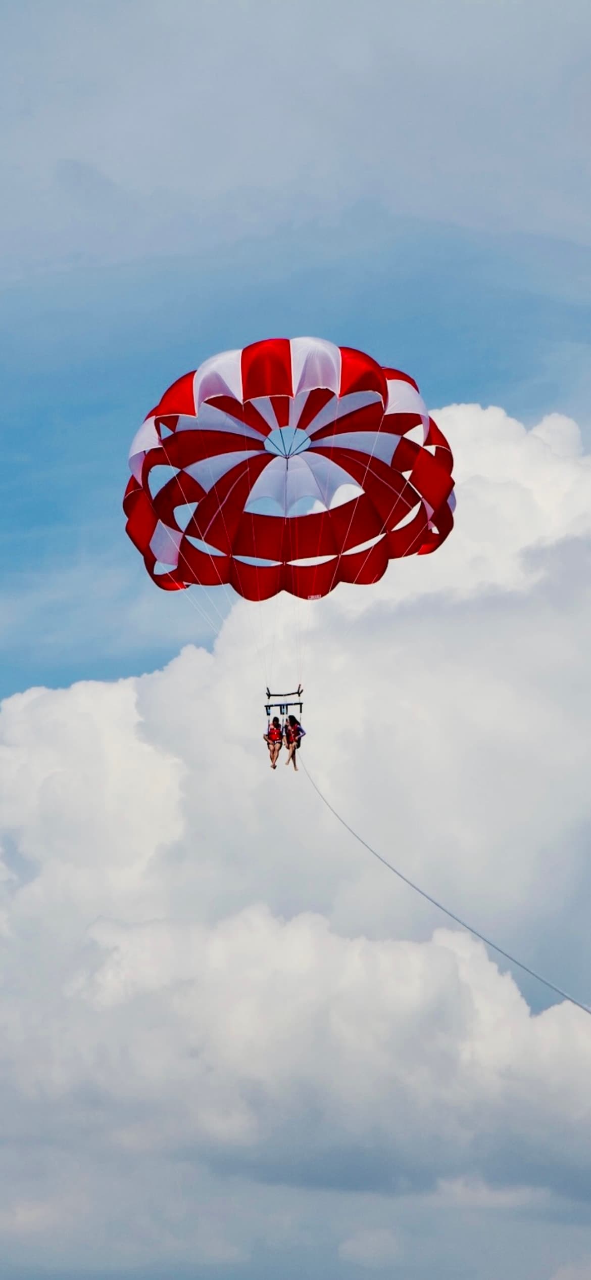 Garda Parasailing