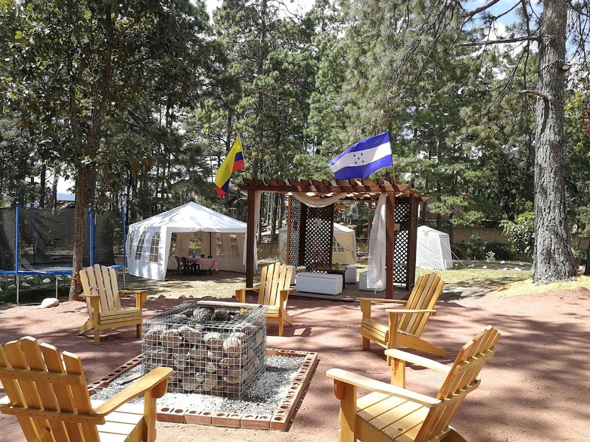 Glamping Hill Honduras