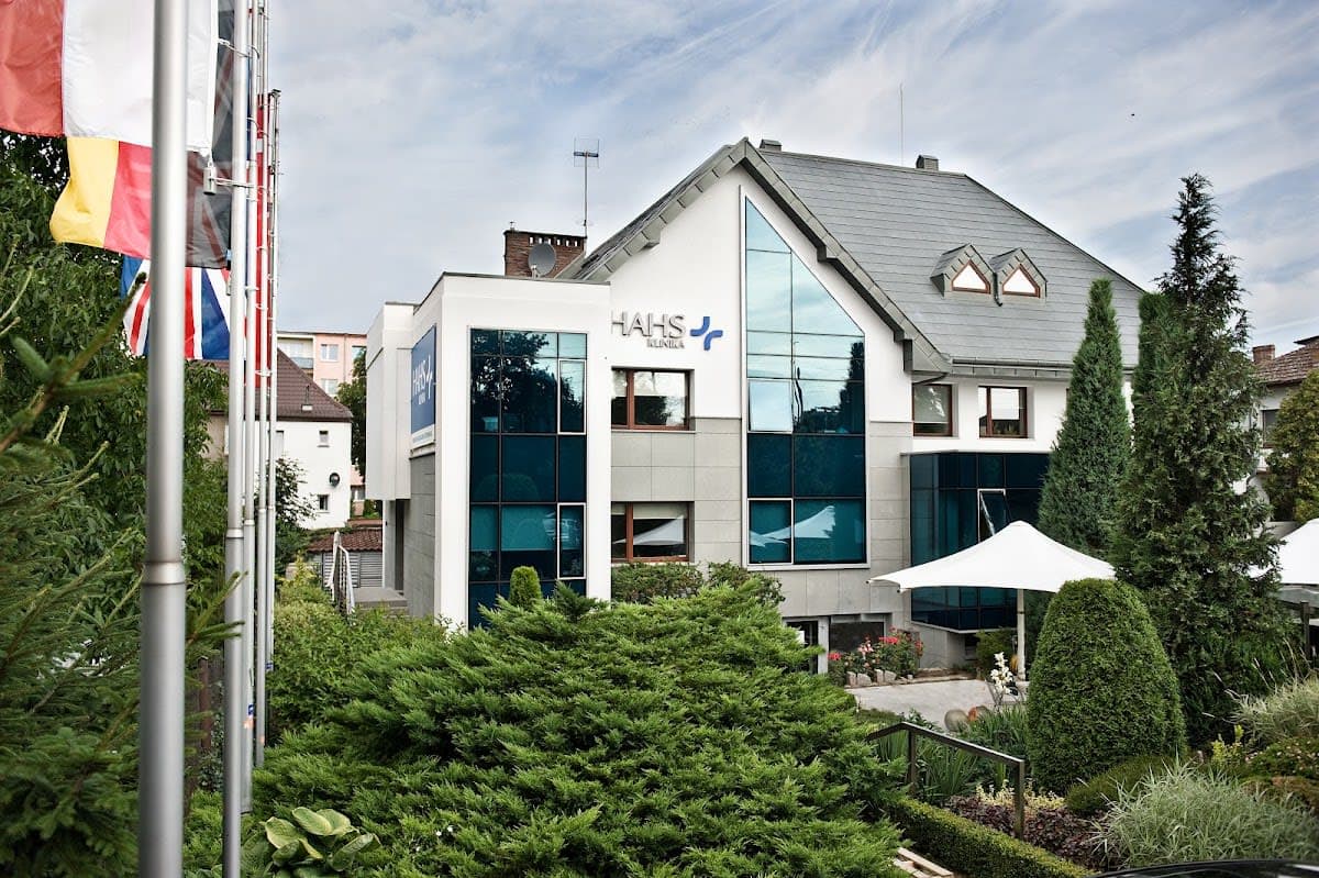 HAHS - Klinika implantologii i Ortodoncji