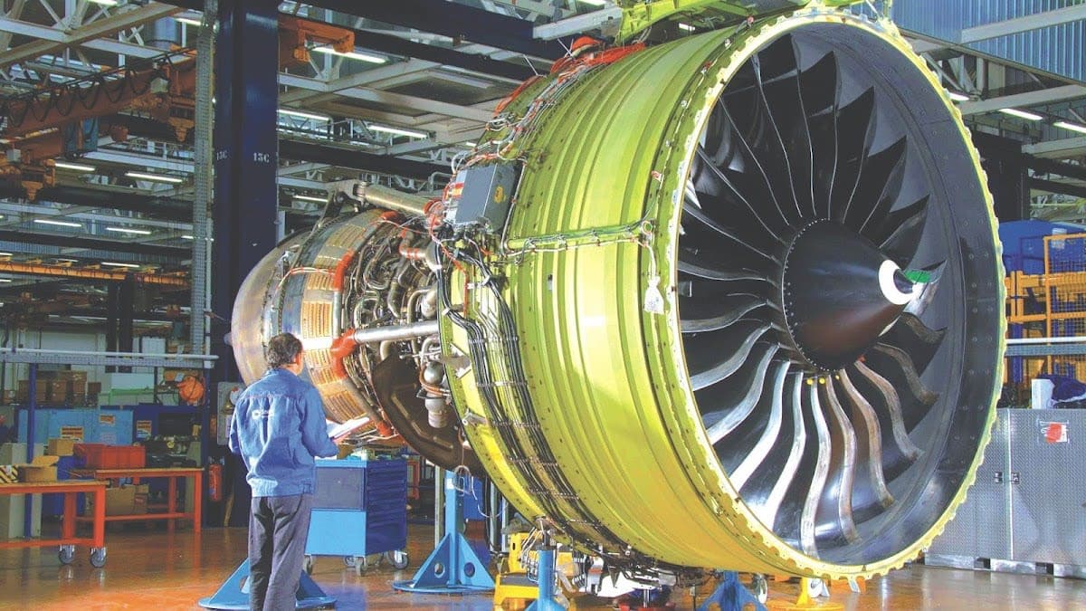 Hateem School Of Aeronautics