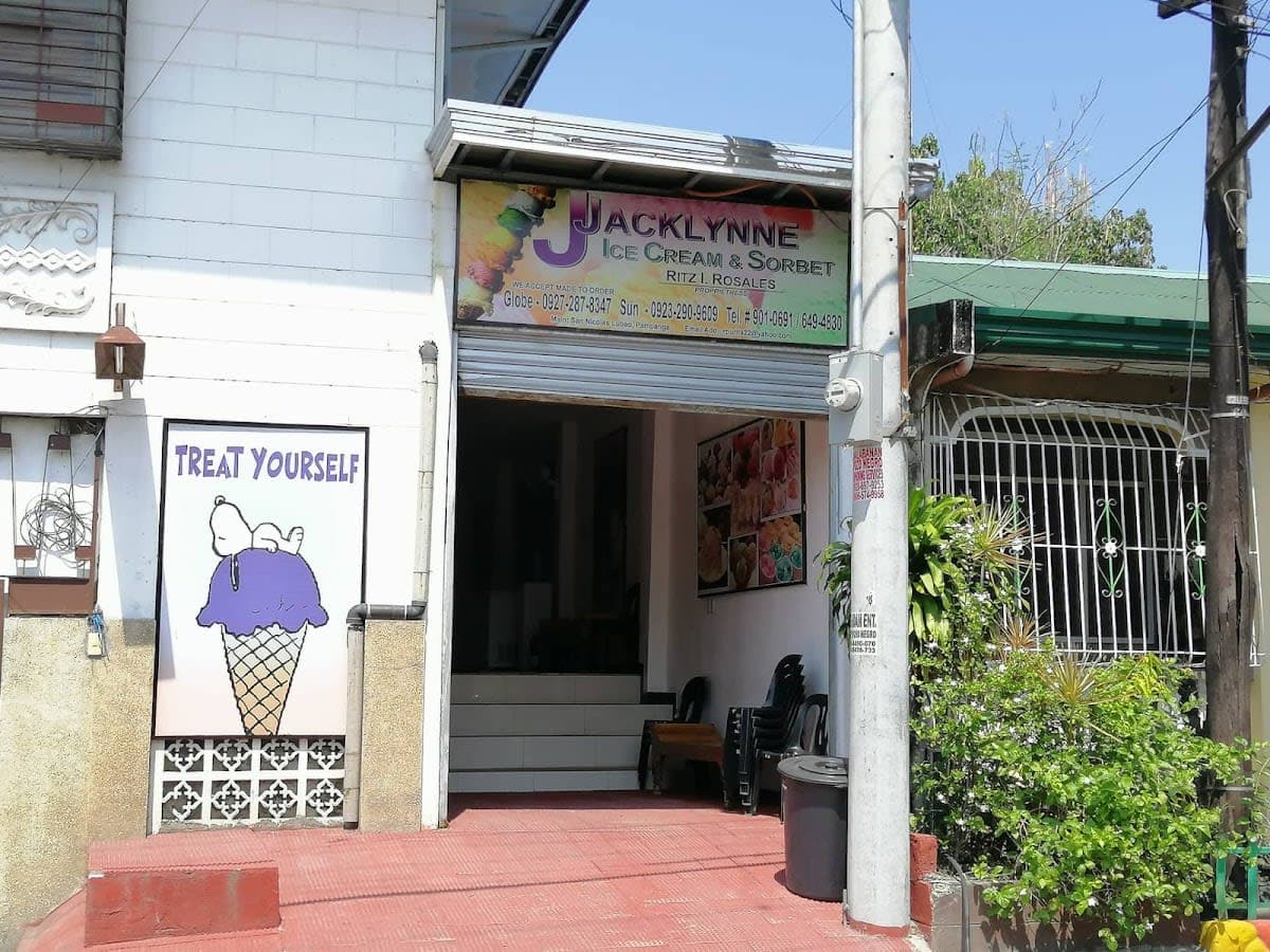ICE CREAM SHOP