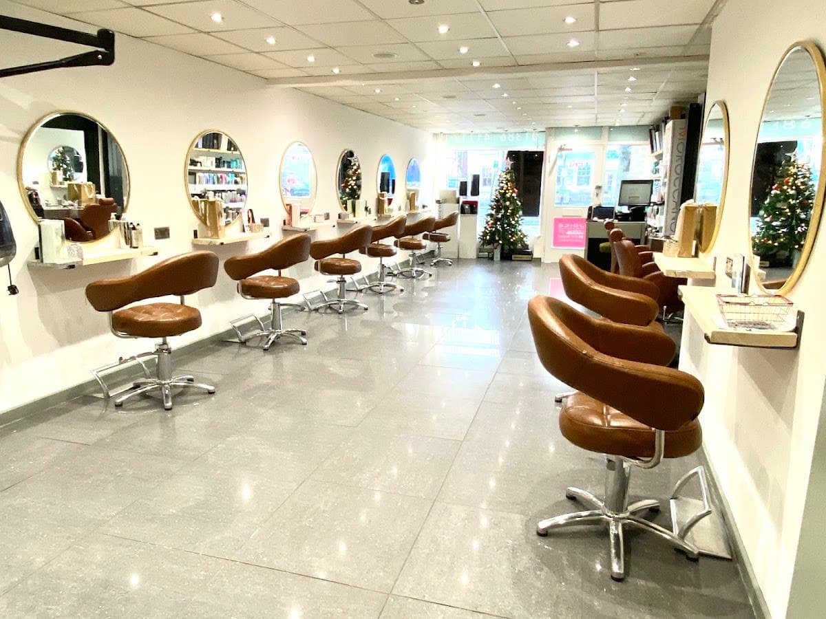 Iconic Hairdresser & Barber