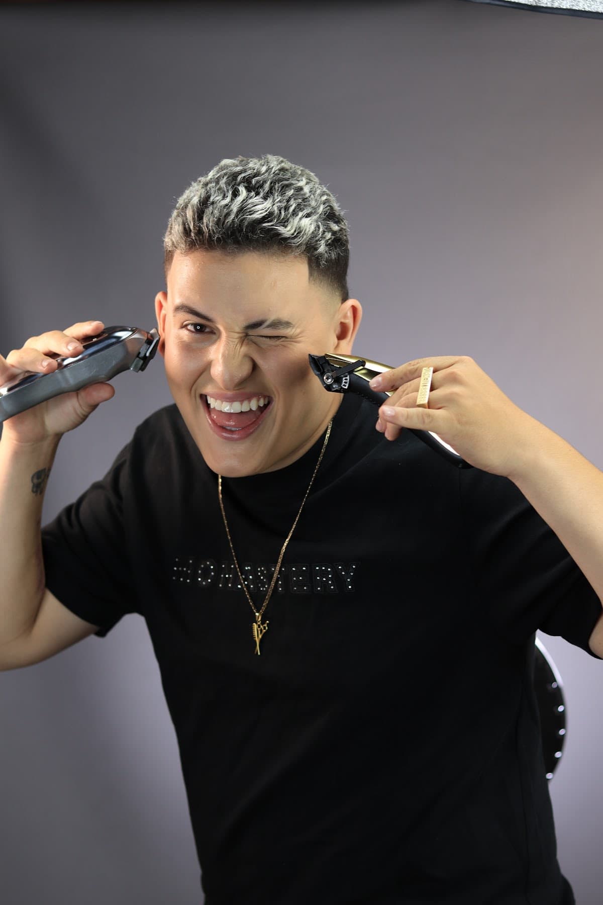 Juangui Barber