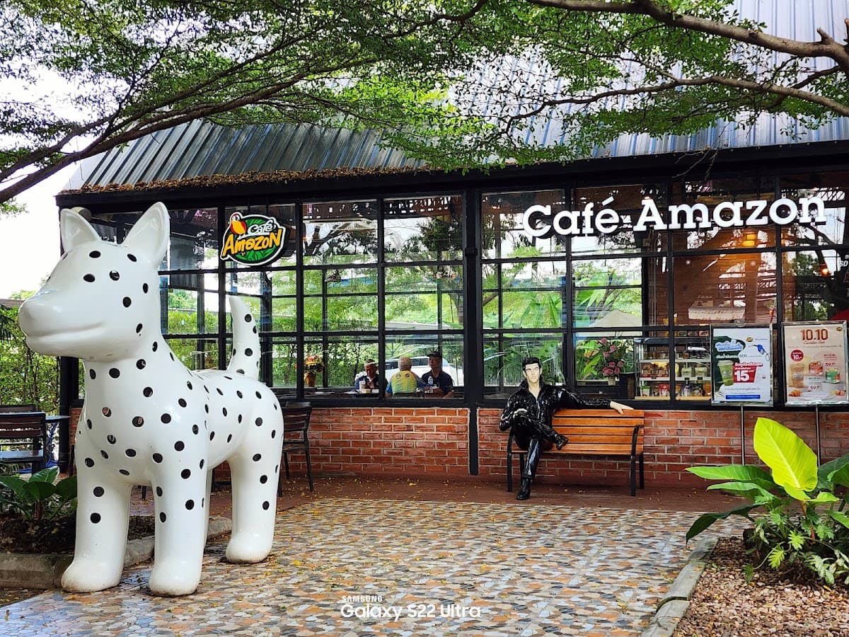 Kaew Souvenir Shop