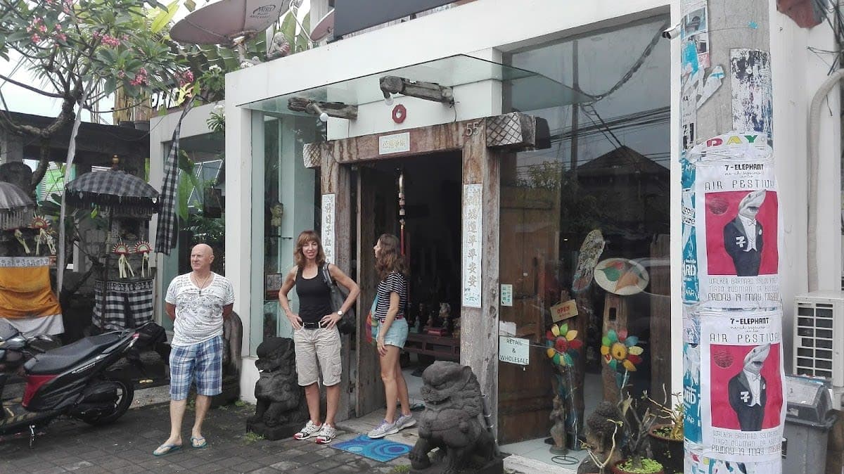 Kharisma Antiques Bali