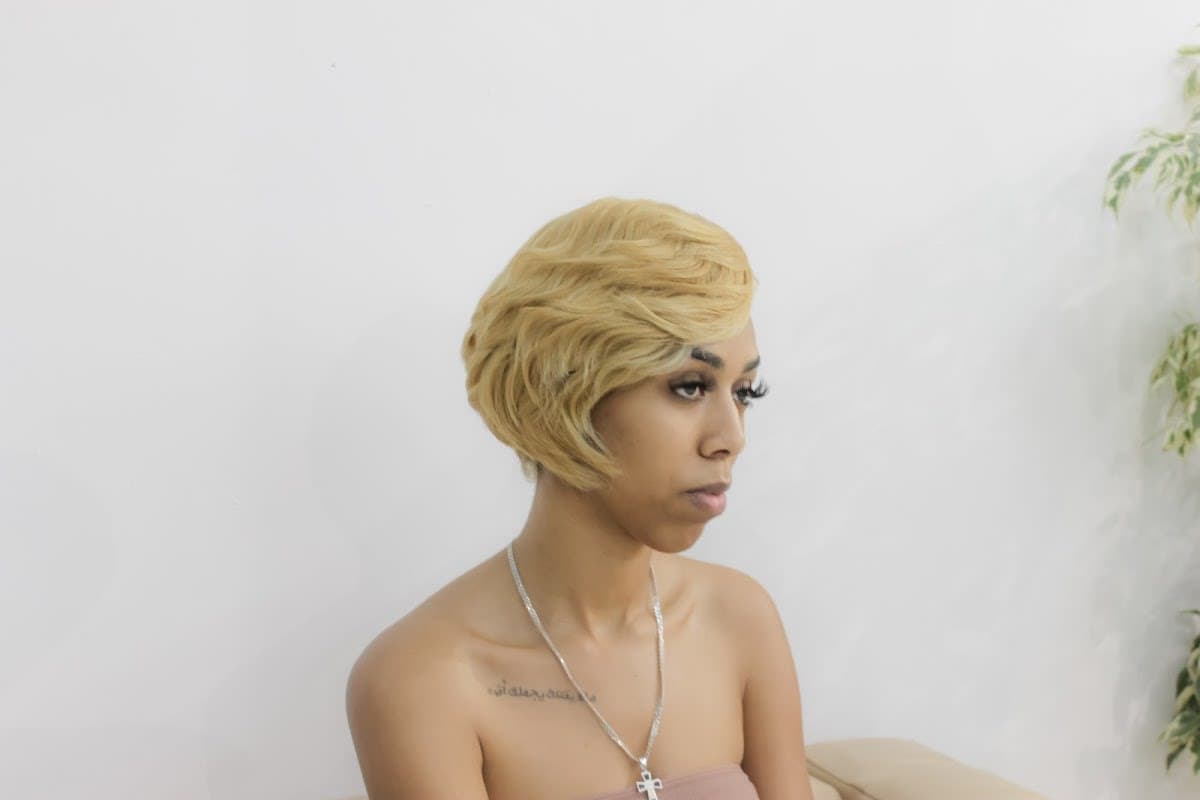 Ladies plus Salon Bole