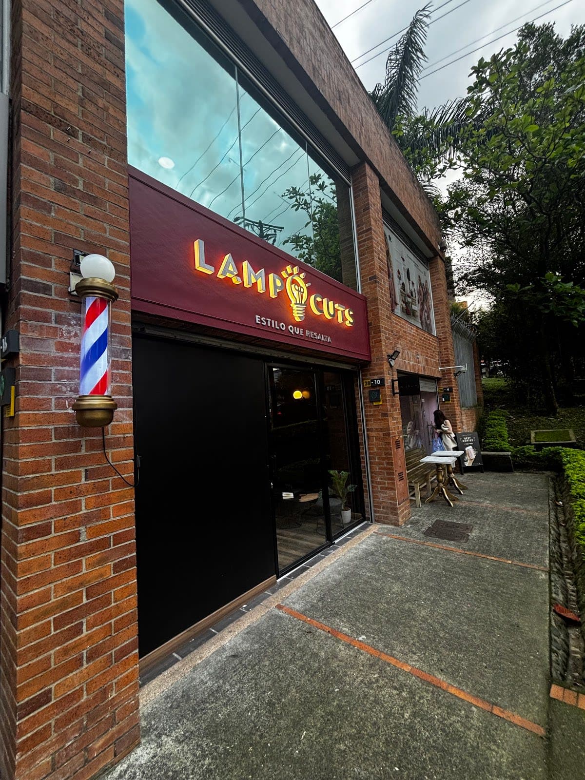 LAMPCUTS | Barbería Premium Medellín