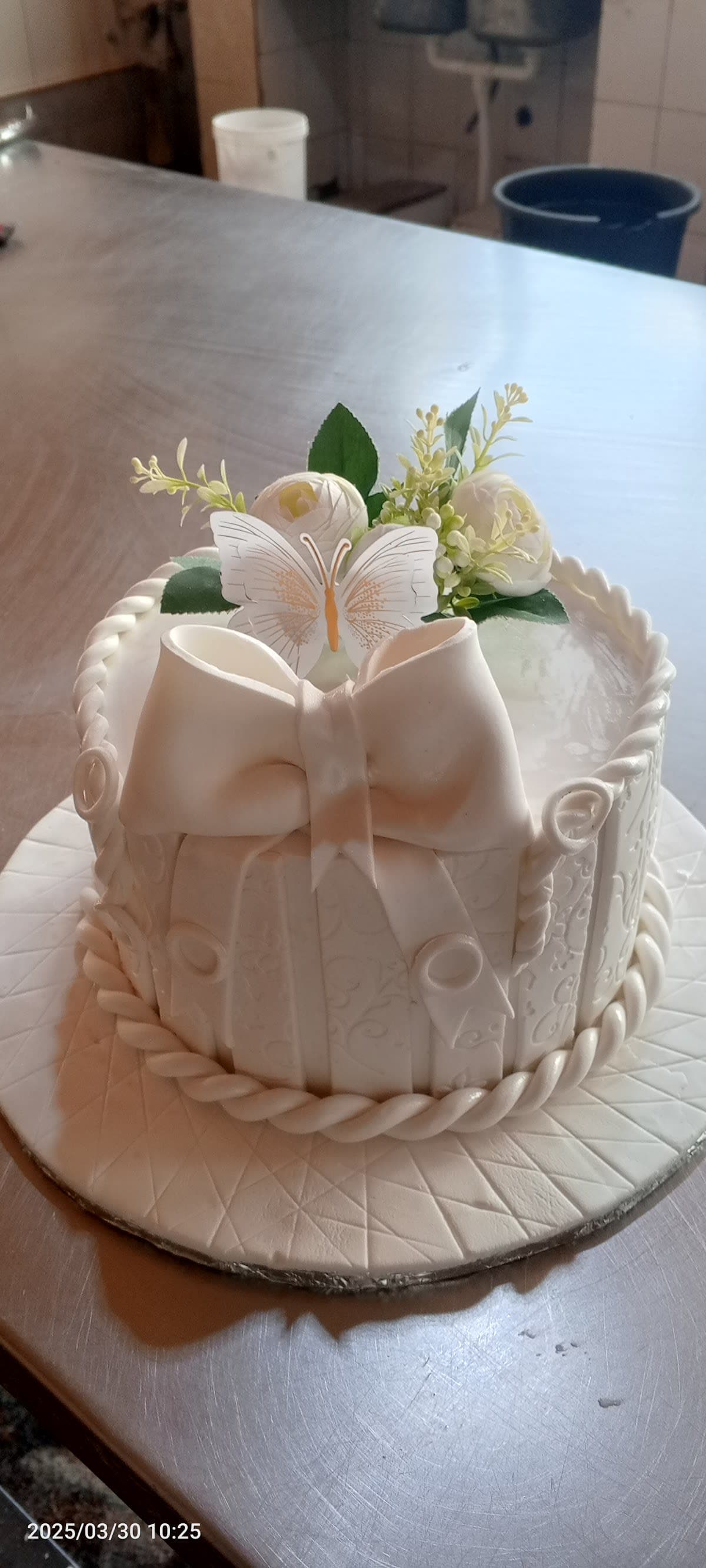Lia's Cake Hub