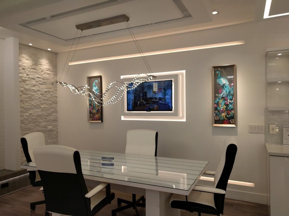 Lighting Instyle/Light Bulbs Etc