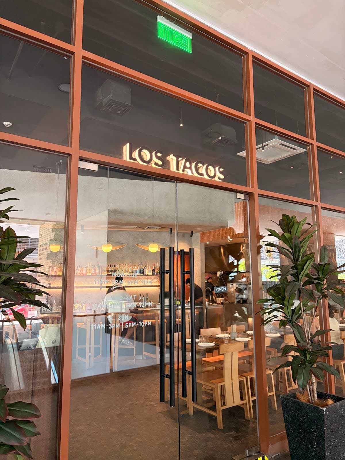 Los Tacos MNL