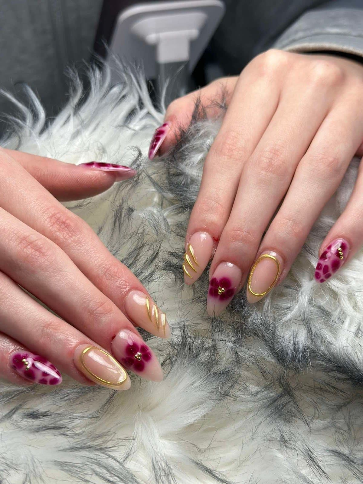 Luxe Nails Beauty