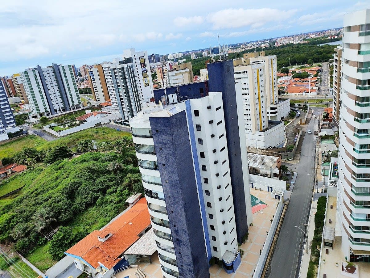 Luzeiros Hotel