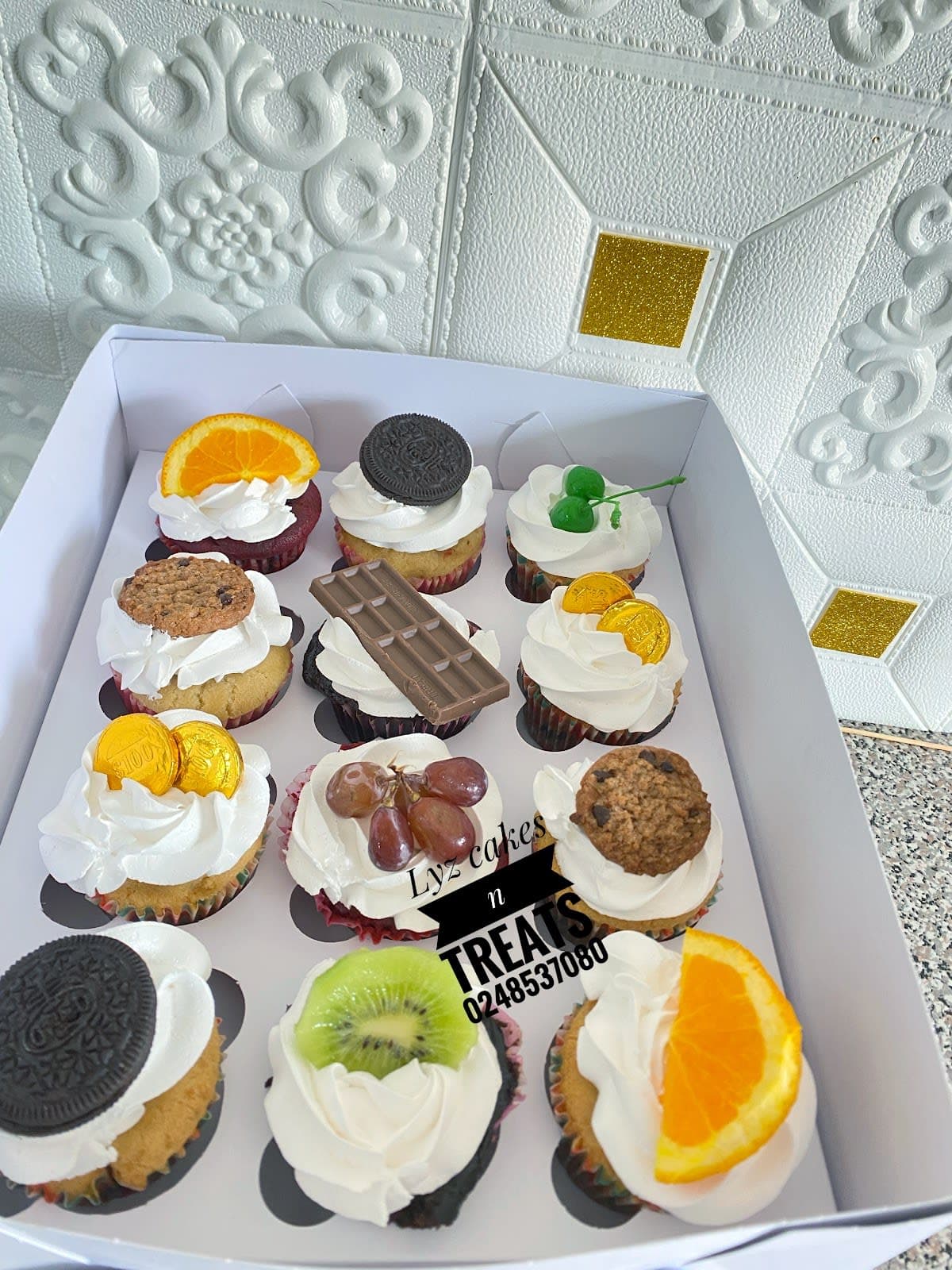 Lyz cakes and treats
